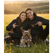 Muhtar Store Sevgililer Günü Özel Yorkshire Terrier Figürlü Unisex Siyah Hoodie – Patili Aşk Temalı Kapüşonlu Sweatshirt
