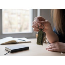 Tozren Deri Kişiye Özel  Hakiki Hediyelik Deri Anahtarlık (Yazılacak Isim Mesaj Yoluyla Da Iletilebilir)