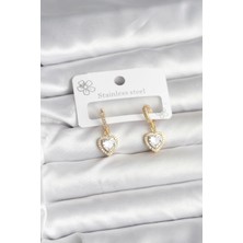 Moresun Buğz Pirinç Gold Renk Zirkon Taşlı Kalp Model Kadın Küpe