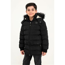 Erkek Siyah Çıkartılabilir Kapüşonlu Içi Kürklü Su ve Rüzgar Geçirmez Çoçuk Mont ve Kaban