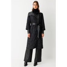 Esswaap Fermuar Kapamalı Kristal Taş Detaylı Kap  Siyah