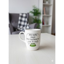 Palto Tasarım Kimse Beni Eleştirmezse Çok Iyi Olur Krem Oval Kupa - Hediyelik Kupa Fincan Mug