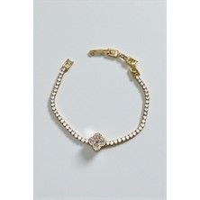 Jewels Of Hope Yonca Figürlü Zirkon Taşlı Su Yolu Çelik Bileklik - Ayarlanabilir (17+3 Cm) Gold
