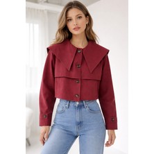 Gamze Özkurt Yaka Detay Kısa Trenç