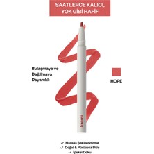 Kremi Kalıcı Dudak Kalemi | Uzun Süre Dayanıklı | Transfer Yapmaz | Doğal ve Hafif | Kolay Keskin Uygulama