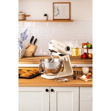 Allians Pratik ve Şık Stand Mikser ile Kolay Hamur Hazırlama Deneyimi