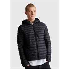 United Colors Of Benetton Siyah Erkek Erk_regular Fit Kapüşonlu Puffer Mont Model Kodu: ( 2TWDUN06ISIYAH)