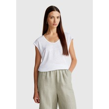 United Colors Of Benetton Beyaz Kadın / Kız KDN_%100 Keten Yanları Yırtmaçlı Relax Fit Yuvarlak Yaka T-Shirt Model Kodu: ( 37UJE16B1101)