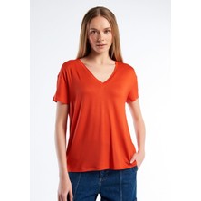 United Colors Of Benetton Kırmızı Kadın / Kız Bn_viskoz Karışımlı Geniş V Yaka Basic T-Shirt Model Kodu: ( 3Z12D400T3T5)