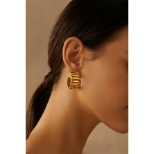 Kokoş Halka Küpe Çizgi Detaylı Gold