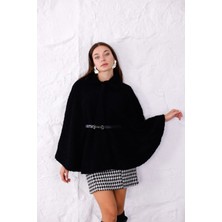 Pengora Peluş Panço Kemerli Kadın