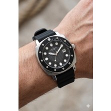 Lee Cooper Spor ve Şık Erkek Kol Saati | Siyah Silikon Kordon, Takvimli, 43MM