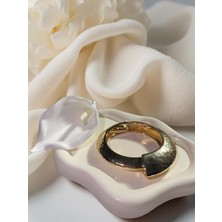 Ezgiarslanatalierbüyükgoldkelepçe