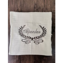 Minik Adımlar Minik Adımlar Isimli Nakışlı 4 Kat Müslin Battaniye Isme Özel