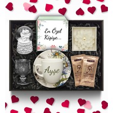 As Gift Sevgililer Günü Temalı Kişiye Özel Beyaz Fincan & Melek Kar Küresi & Kahve Yanı Su Bardağı & Çiçek Mum & Türk Kahvesi