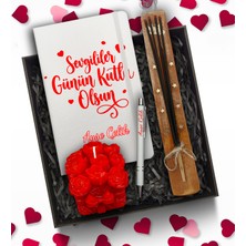 As Gift Sevgililer Günü Temalı Kişiye Özel Beyaz Defter & Beyaz Kalem & Çiçekli Bubble Mum & Çubuk Tütsü Hediye Seti