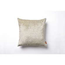 The Kun Dokuma Kadife Geometrik Desenli Kırlent Kılıfı-Krem