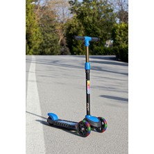 PremiumPort Çocuklar Için Swing 3 Tekerlekli LED Işıklı Scooter 40 kg Kapasiteli
