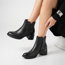 Ametist Berta Siyah Deri Kadın Bot – Termolight Taban – 17.5 cm Bot Boyu – Hakiki Deri + Tekstil Iç Materyal