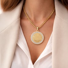Sevil Gülgün Atelier Lux Çelik Tuğra | Zirkon Taşlı Gold Kaplama Madalyon Kolye