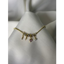 NB Steelora Romantik Pembe Kalp & Inci Detaylı Sallantılı Bileklik