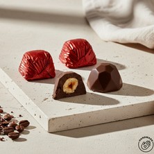 Nutat Kırmızı Sargılı Kristal Çikolata – Fındık Kremalı & Bütün Fındıklı 500 GR.