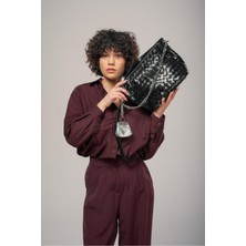 Ççs 17922 Siyah Örgü Detaylı Zincir Askılı Omuz Çantası – Şık ve Günlük Kullanım