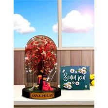 PremiumPort Kişiye Özel Sevgili Temalı Çiçekli Fanus ve LED Işıklı Tasarım