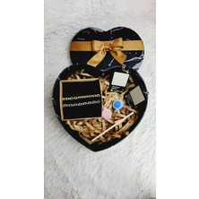 Kalp Kutulu Sotify Şarkılı Parmak Izi Anahtarlık ve 2 Adet Doç Zincir Bileklik Seti | Sevgililer Günü Hediyesi