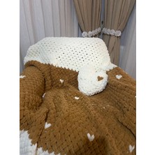 Kalp Nakışlı El Örmesi ve Tv Battaniyesi