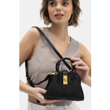 Matthew Cox Kilitli Çapraz Askılı Kadın Çantası BYN1051