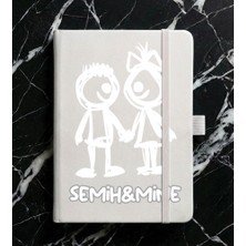 Senada Kişiye Özel Isim Yazılı Tarihsiz 192 Sayfa Mini Termo Defter Baskılı Desenli 9X14 cm Beyaz Dsn-26