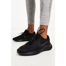 Nike Running Revolution 7 Siyah Kadın Koşu & Antrenman Ayakkbısı