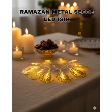 Femina Trendy Secde Eden Adam Figürlü Ay Tasarımlı Ramazan LED Işık