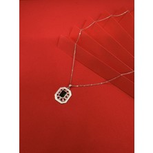 Yeşil Taşlı Gümüş Kolye