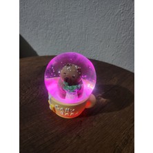 Normadia Işıklı Orta Boy Kar Küresi, Sürprizli ve Eğlenceli Dekorasyon Hediye