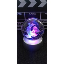 Normadia 3D Renkli Işıklı Standlı Hilal ve Astronot Uzay Temalı Cam Küre