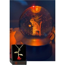 Normadia Işıklı Cam Küre ve Gül Kolye, Sevimli Çocuk Figürüyle Sıcak Hissiyatı