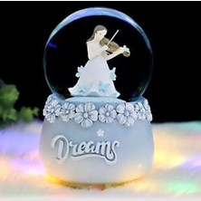 Normadia Işıklı ve Müzikli Sevimli Kız Keman Figürlü Kar Küresi