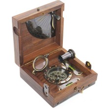 Özbience Vintage Ahşap Kutulu Pirinç Pusula, 12X5 Cm, Şıklık ve Doğa Esintisi