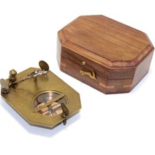 Özbience Doğal Ahşap Kasa Pirinç Pusula, Şık ve Dayanıklı Navigasyon Aleti