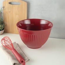 Özbience Kırmızı Günlük Karıştırma Kabı, 24 Cm, Pratik ve Şık Tasarım