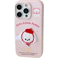 Lama Case Apple iPhone 15 Kılıf Soft Knit Pop Koleksiyonu Kabartmalı Örgü Kırmızı Şapkalı Köpek Desenli Kapak