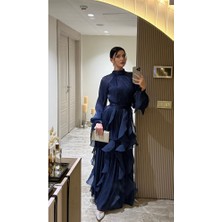 Klex Yüksek Yaka Şifon Uzun Abiye Elbise – Fırfırlı Dökümlü Kuşaklı Model