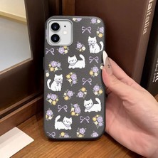 Ucuc iPhone 12/12 Pro Uyumlu Gri Deri Dokulu Silikon Kamerayı Korur Şok Emici Kılıf Çiçek ve Kedi Deseni