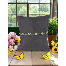 Lunel Silver 925 Ayar Gümüş Taşlı Kelebek Figürlü Zarif Bileklik – Işıltılı ve Şık Tasarım