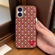Ucuc iPhone 16 Uyumlu Kahverengi Deri Dokulu Silikon Kamerayı Korur Şok Emici Kiraz Desenli Kılıf