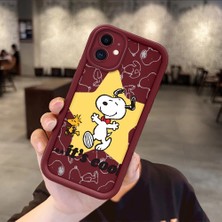 Ucuc iPhone 12 Uyumlu Darbe Koruma Lens Koruma Bordo Silikon Kılıf Sevimli Snoopy Deseni