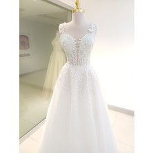 Zöhra Avcı Gelinlik Ve Moda Helen Gelinlik Dantel Kaplamalı Desen