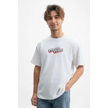 Caddekombin Erkek Retro Pop 3D Efektli Sokak Stili Beyaz T-Shirt